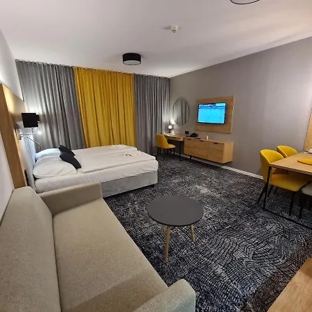 Akvamarin * Bešeňová